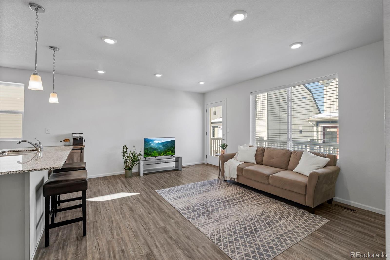 MLS Image #5 for 18227 e 51st avenue,denver, Colorado