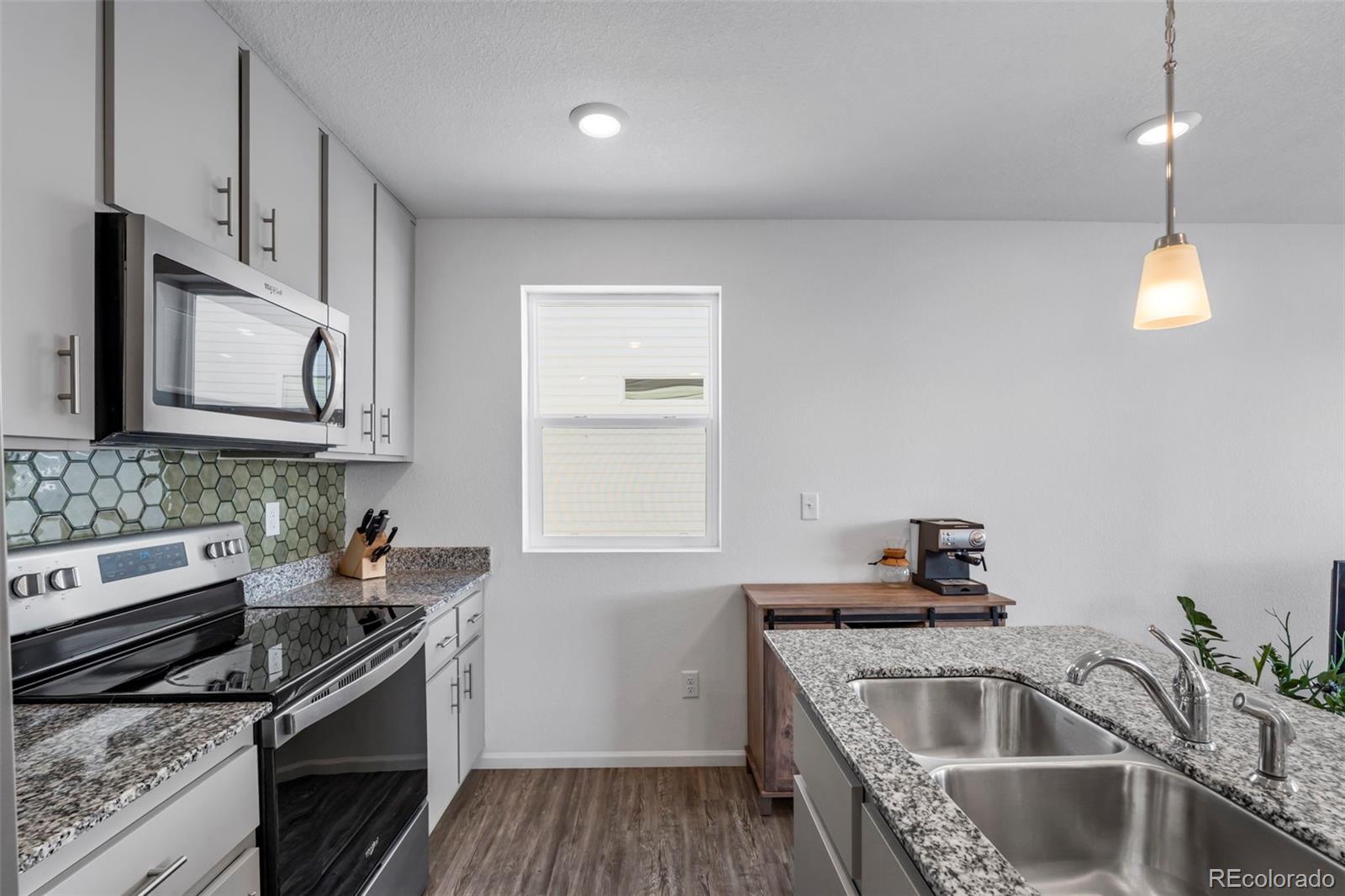 MLS Image #9 for 18227 e 51st avenue,denver, Colorado