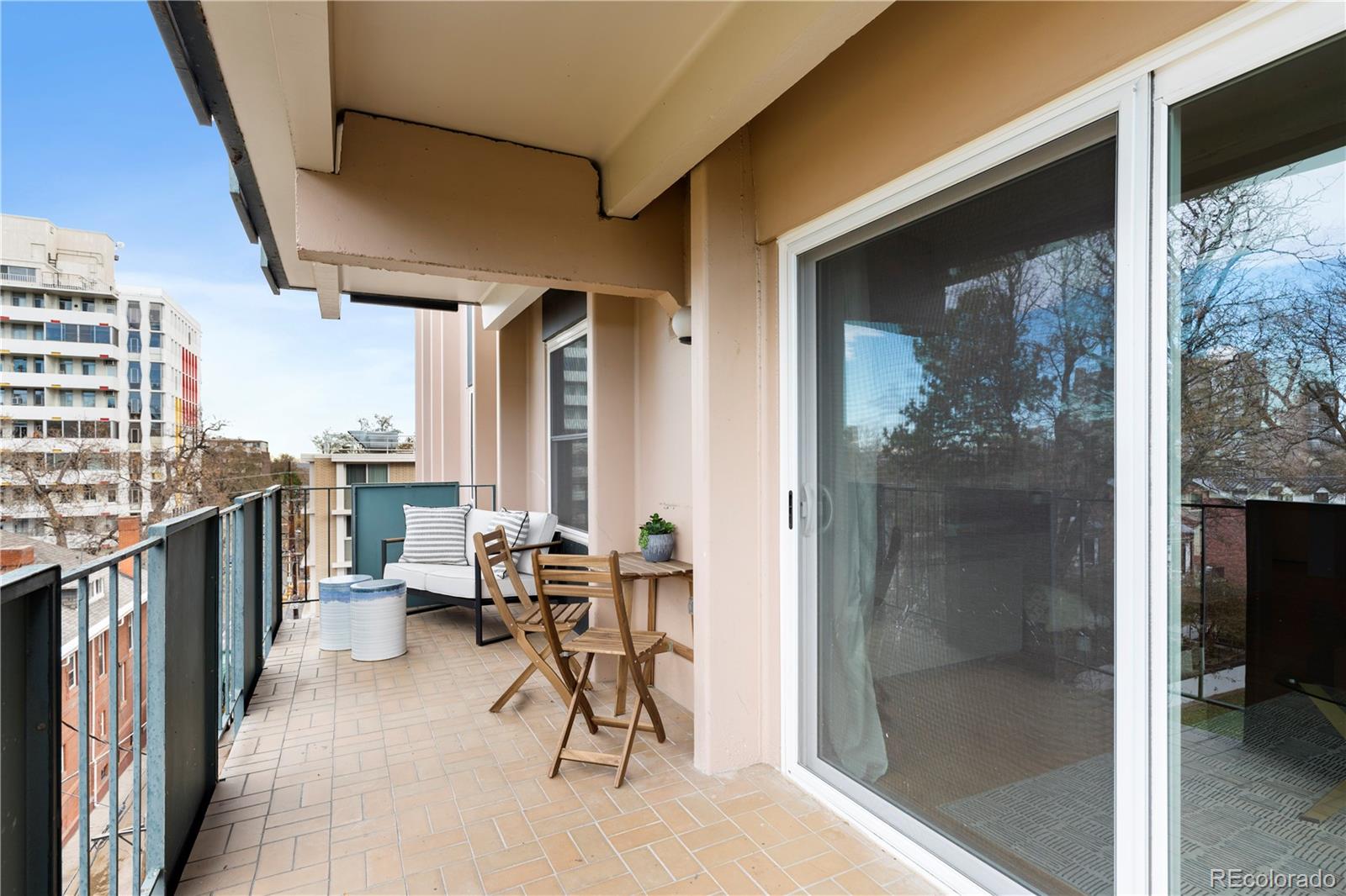 MLS Image #14 for 1265 n race street 505,denver, Colorado