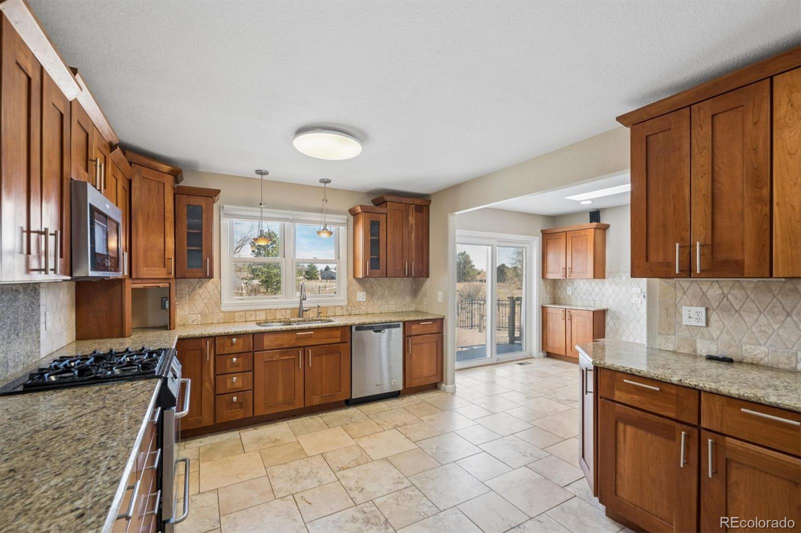 MLS Image #10 for 2542  gentry place,watkins, Colorado