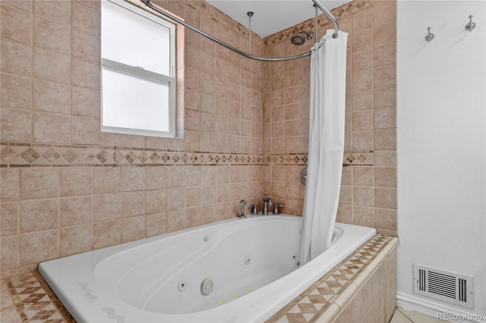 MLS Image #19 for 11467 e amherst circle,aurora, Colorado