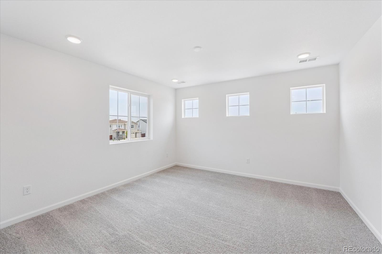 MLS Image #12 for 4615  sugar beet street,johnstown, Colorado