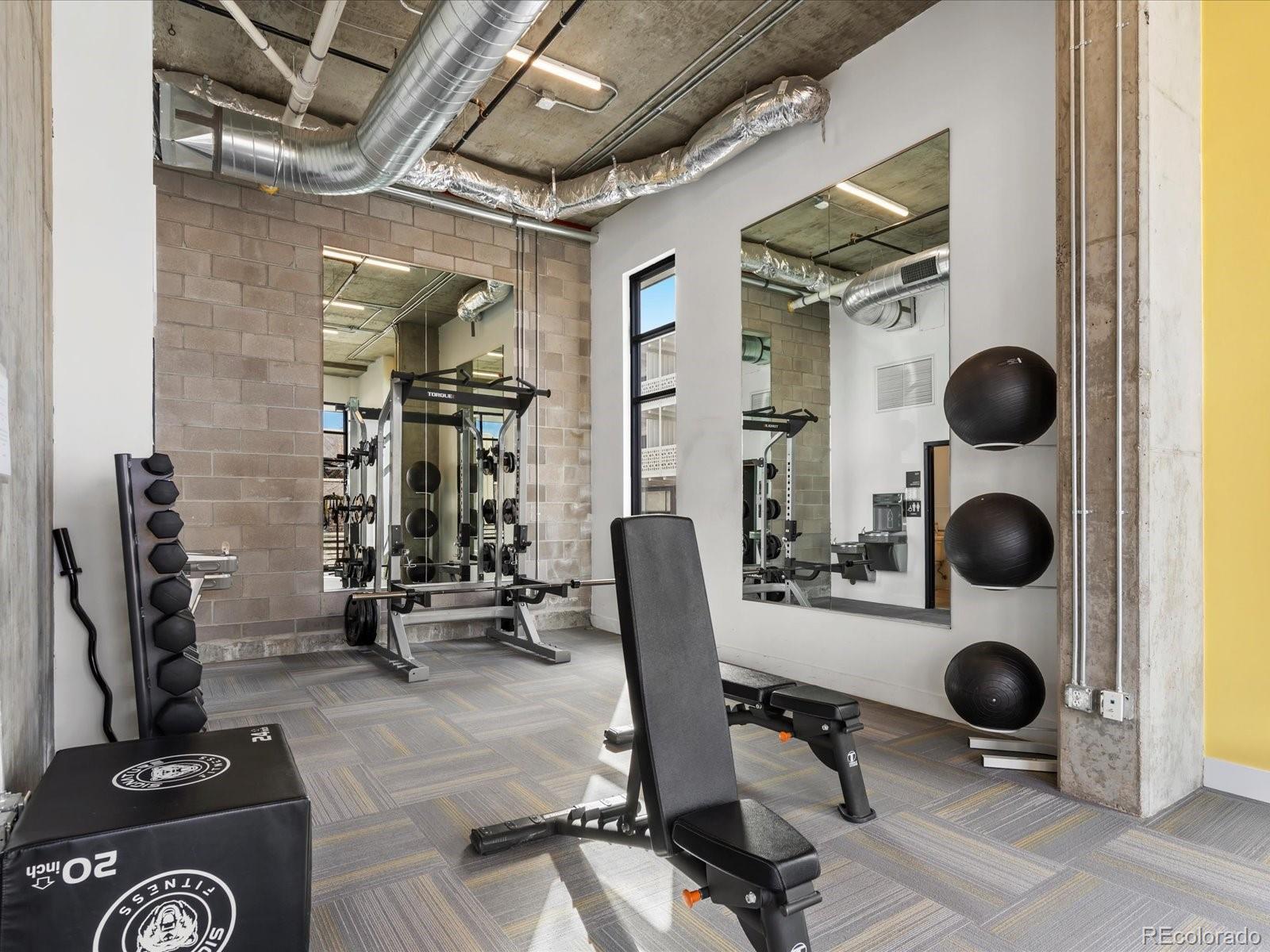 MLS Image #23 for 2374 s university boulevard 501,denver, Colorado