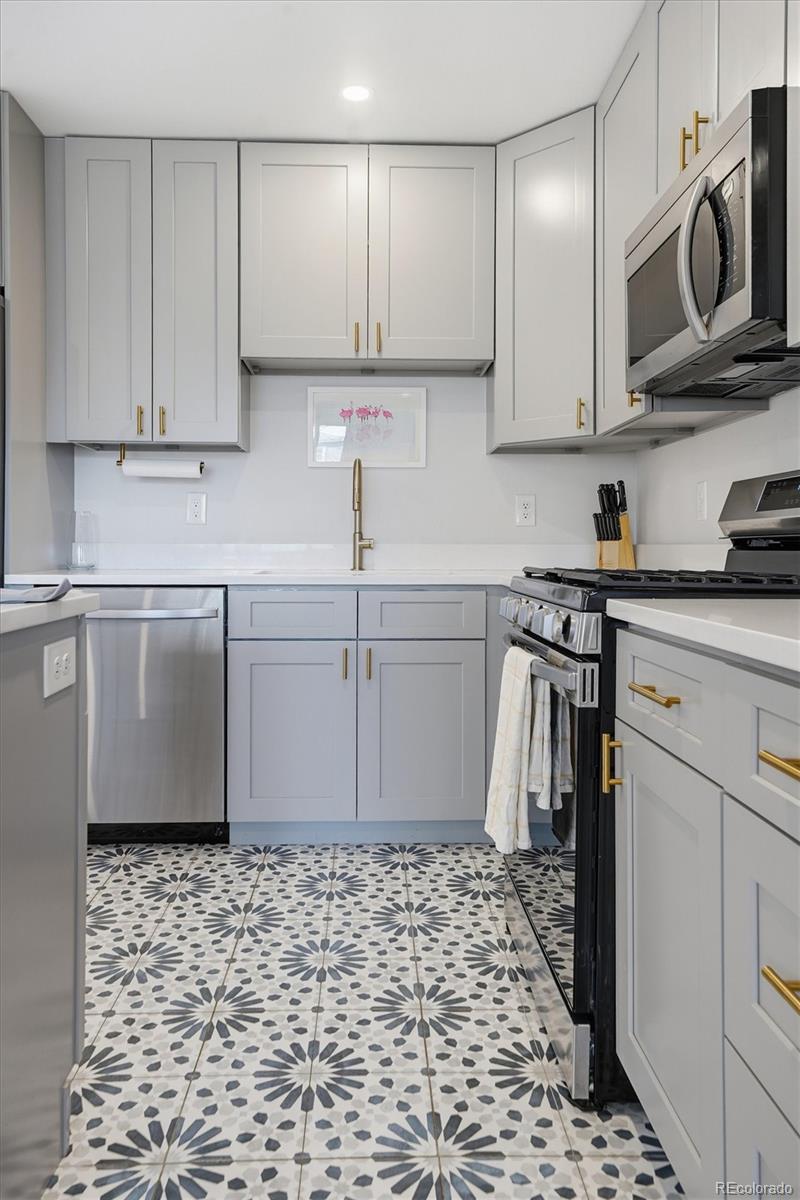 MLS Image #8 for 1087  wolff street,denver, Colorado
