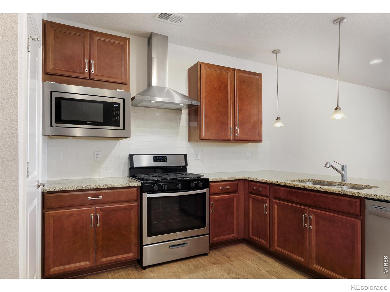 MLS Image #7 for 610  stonebridge drive,longmont, Colorado