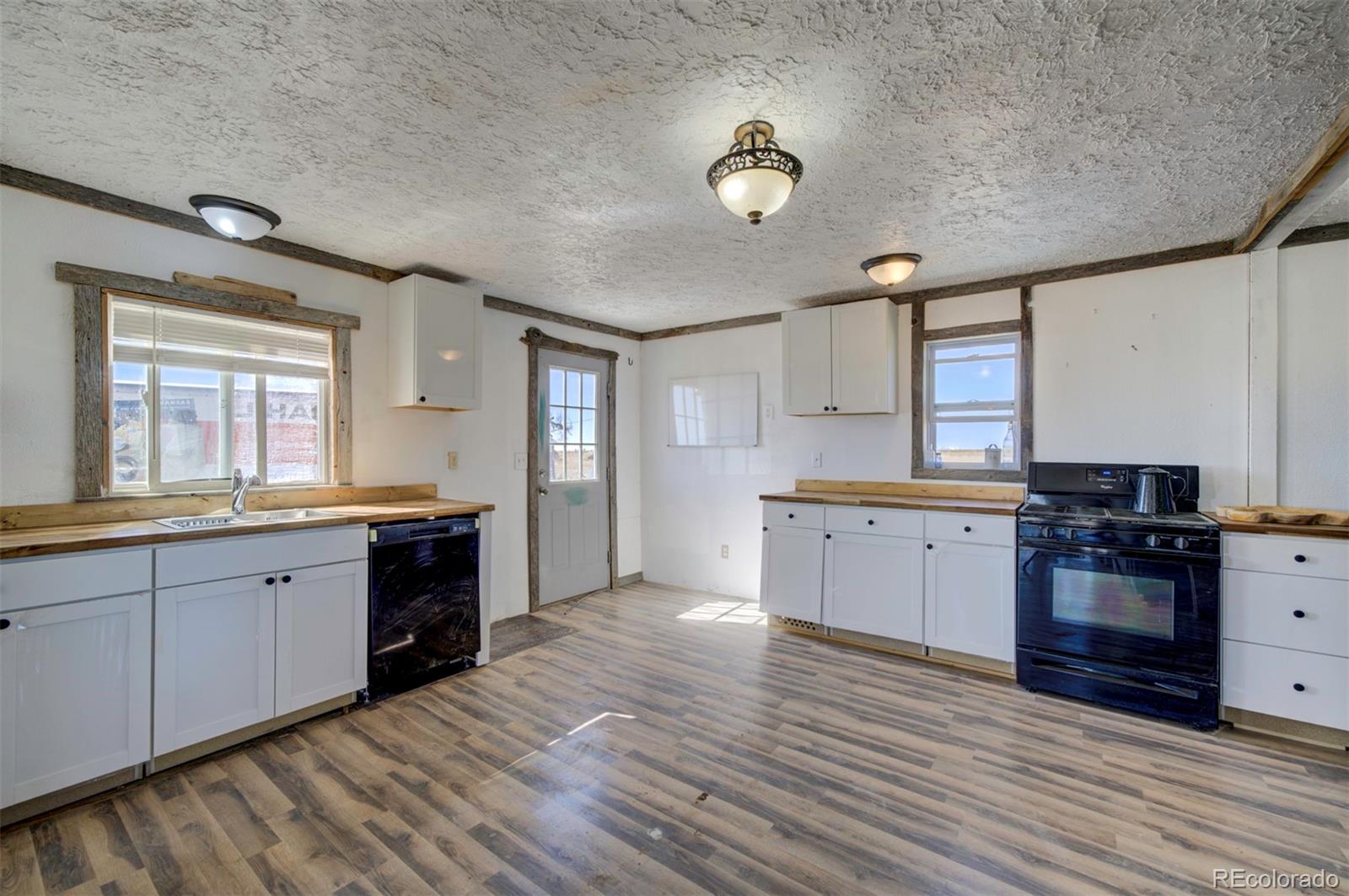 MLS Image #21 for 10573  county road 165 ,matheson, Colorado