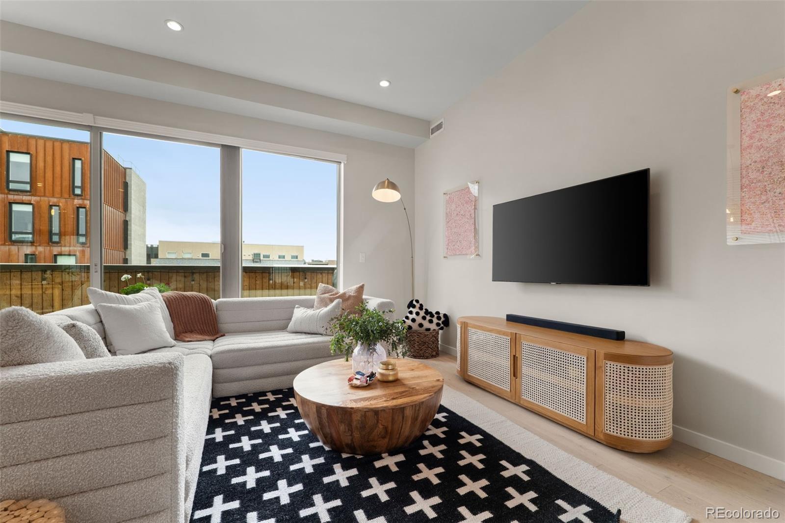 MLS Image #12 for 3233  tejon street 305,denver, Colorado