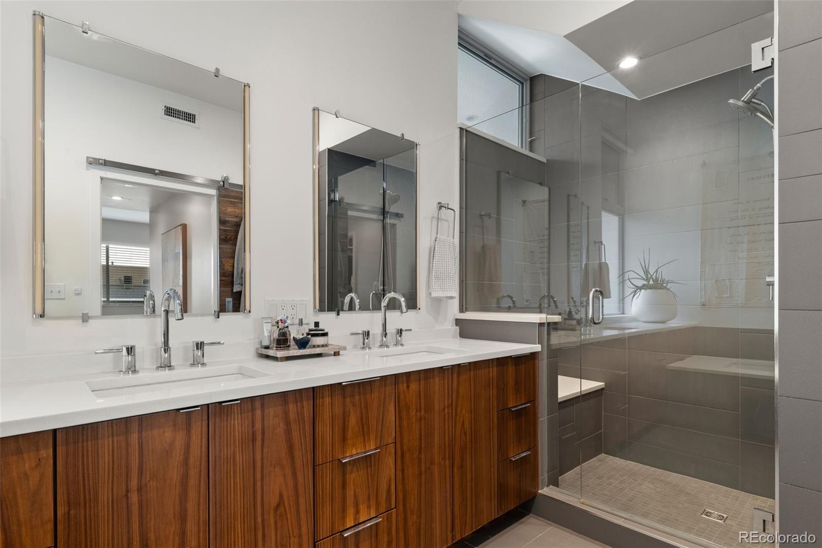 MLS Image #20 for 3233  tejon street 305,denver, Colorado
