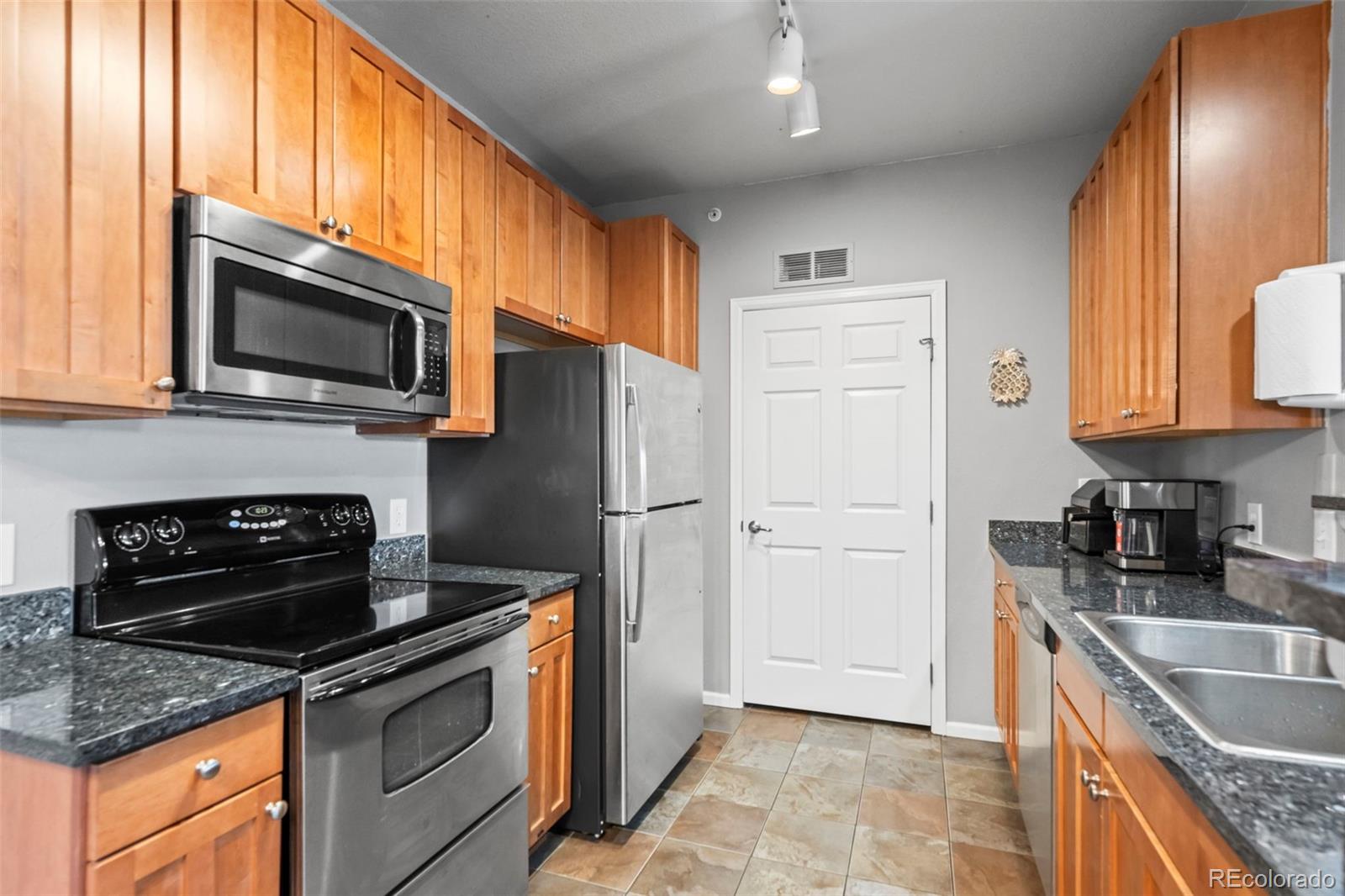 MLS Image #6 for 3000  blue sky circle,erie, Colorado