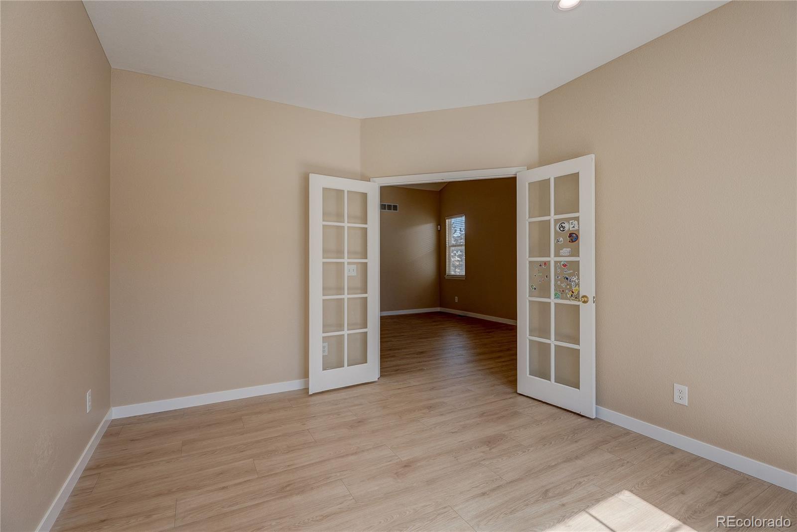 MLS Image #10 for 24671 e kansas circle,aurora, Colorado