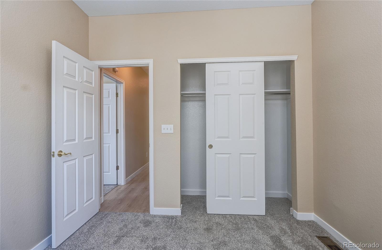 MLS Image #24 for 24671 e kansas circle,aurora, Colorado