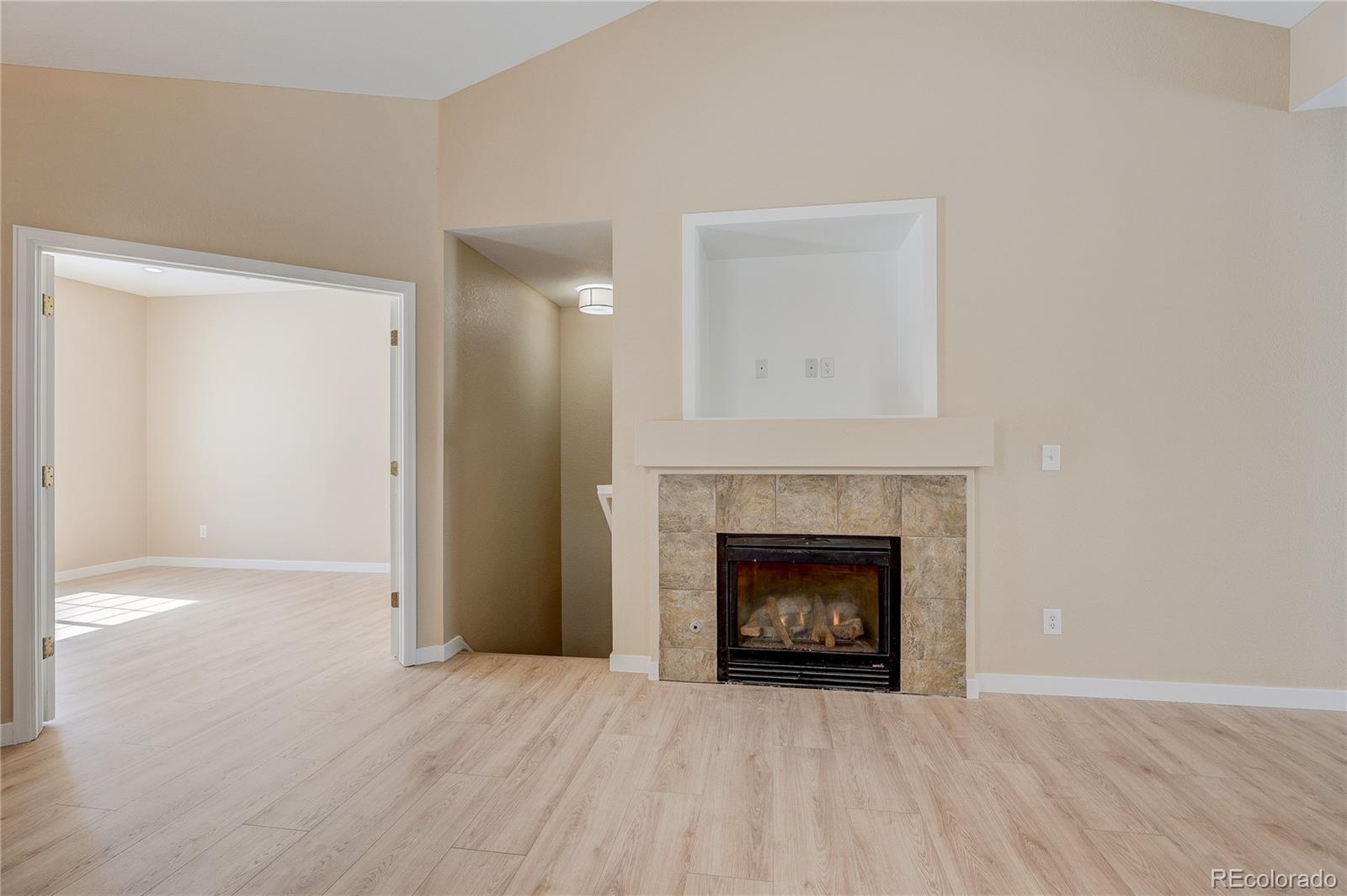 MLS Image #4 for 24671 e kansas circle,aurora, Colorado