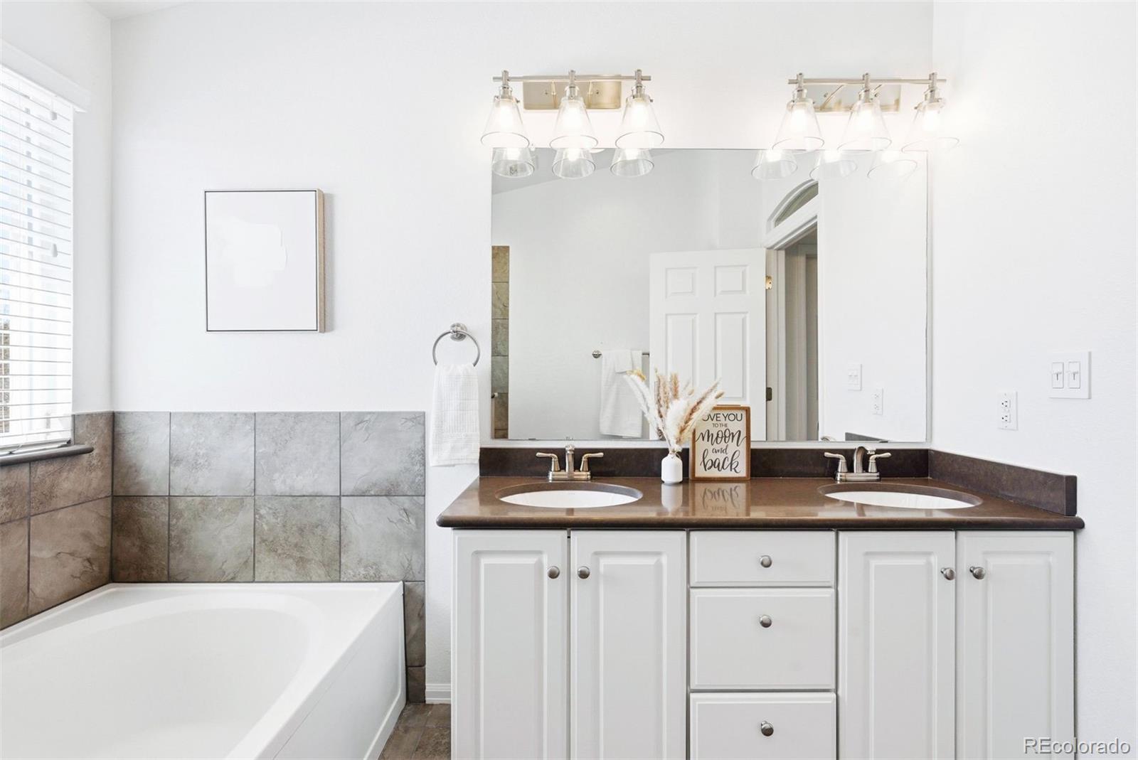 MLS Image #18 for 2043  king way,denver, Colorado