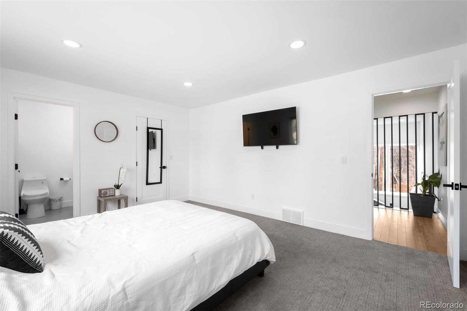 MLS Image #16 for 5401 e dakota avenue,denver, Colorado