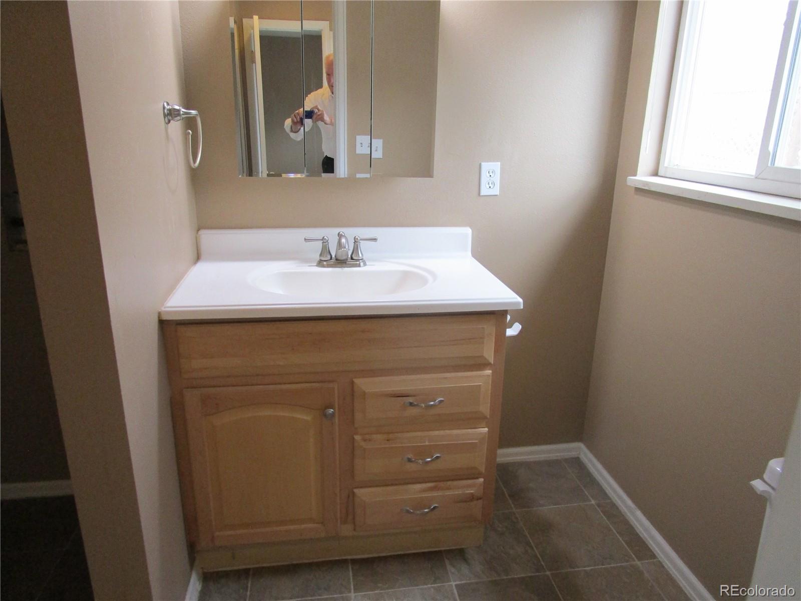 MLS Image #6 for 719 s macon way,aurora, Colorado