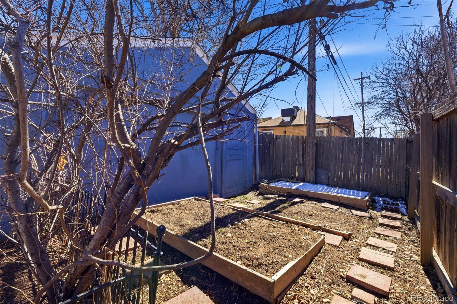 MLS Image #20 for 1423  holly street,denver, Colorado