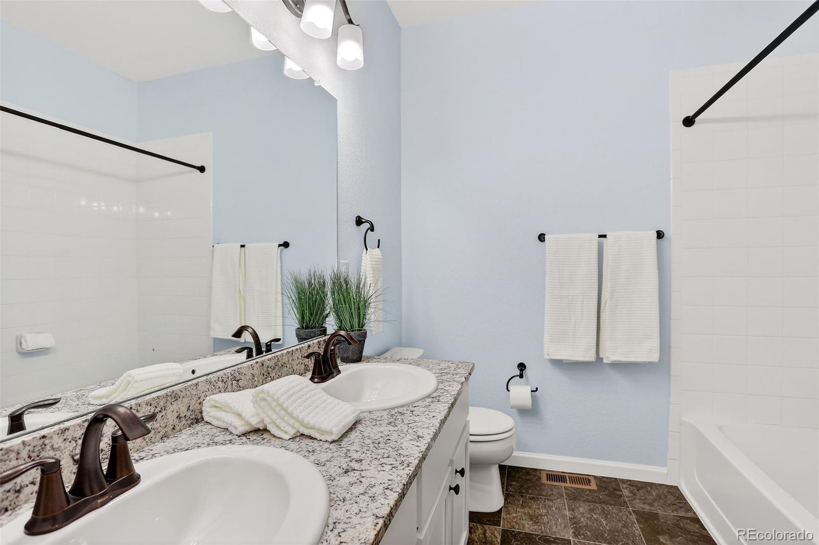 MLS Image #10 for 26898 e 1st place,aurora, Colorado