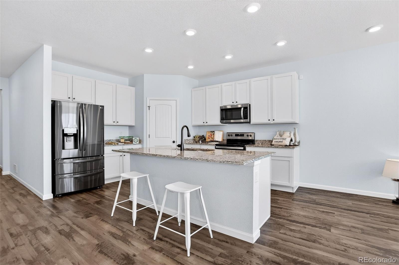 MLS Image #19 for 26898 e 1st place,aurora, Colorado