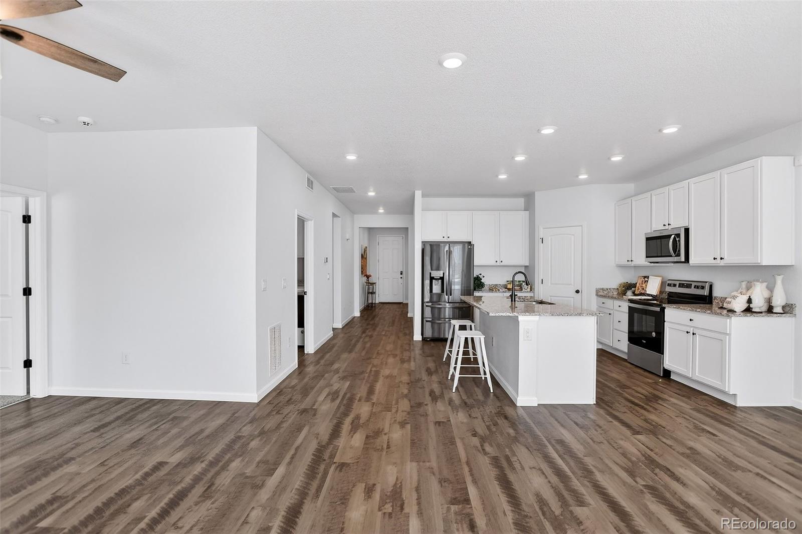 MLS Image #20 for 26898 e 1st place,aurora, Colorado