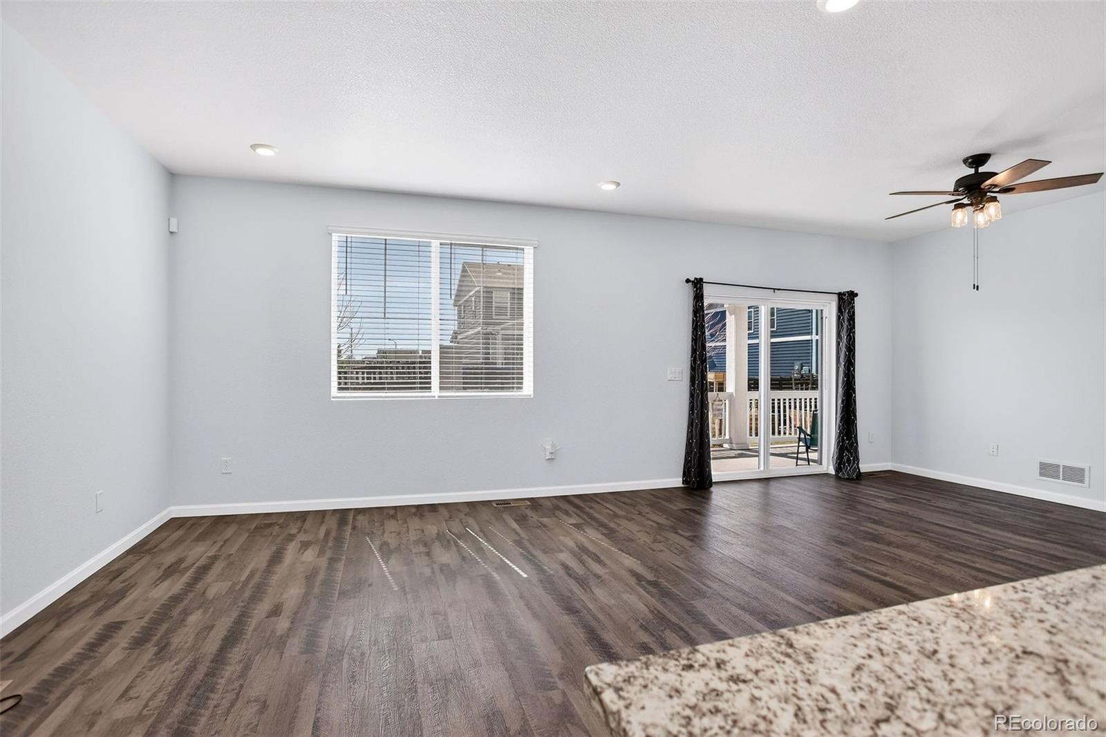 MLS Image #23 for 26898 e 1st place,aurora, Colorado