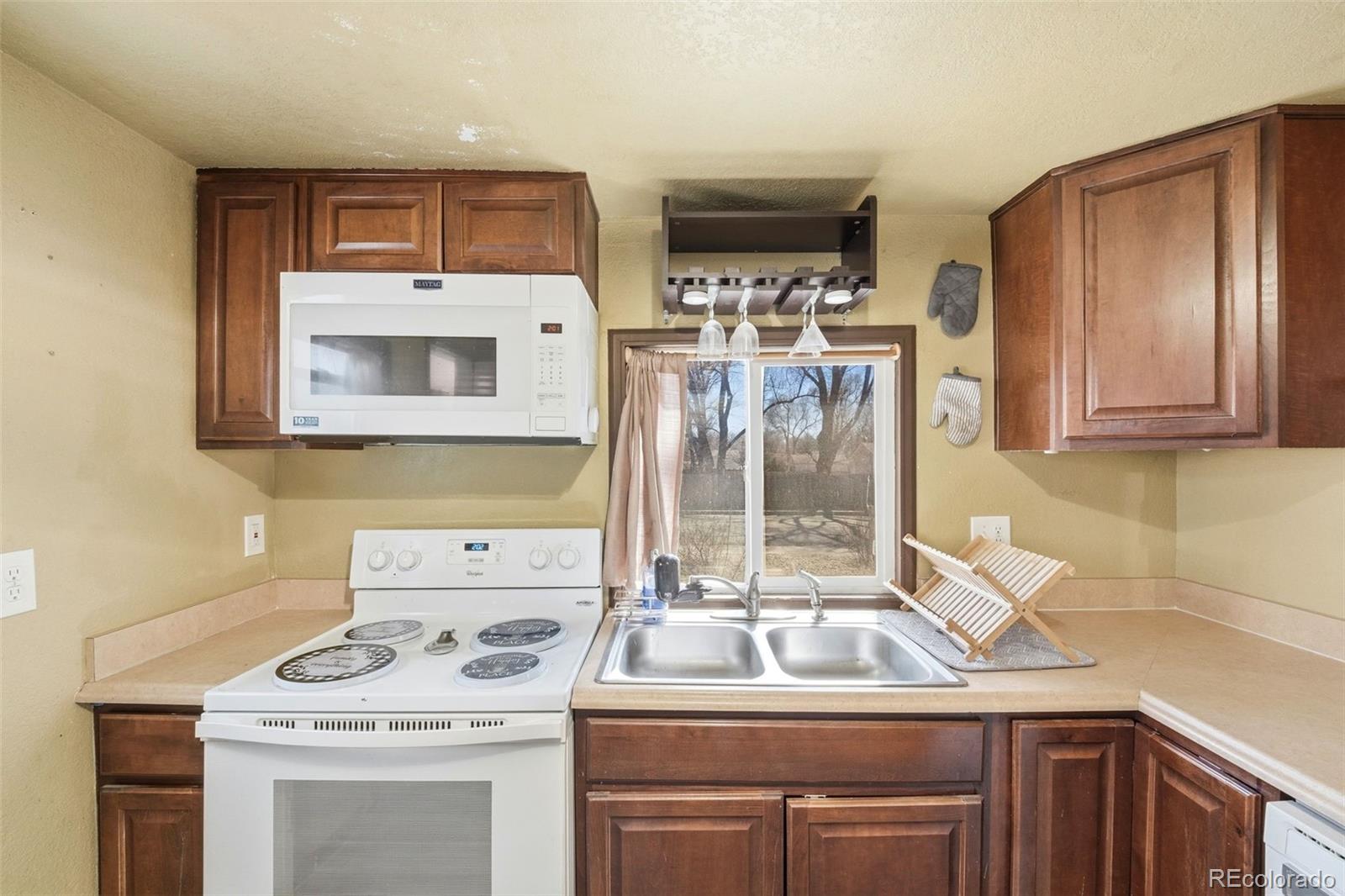 MLS Image #5 for 2314 e monument street,colorado springs, Colorado