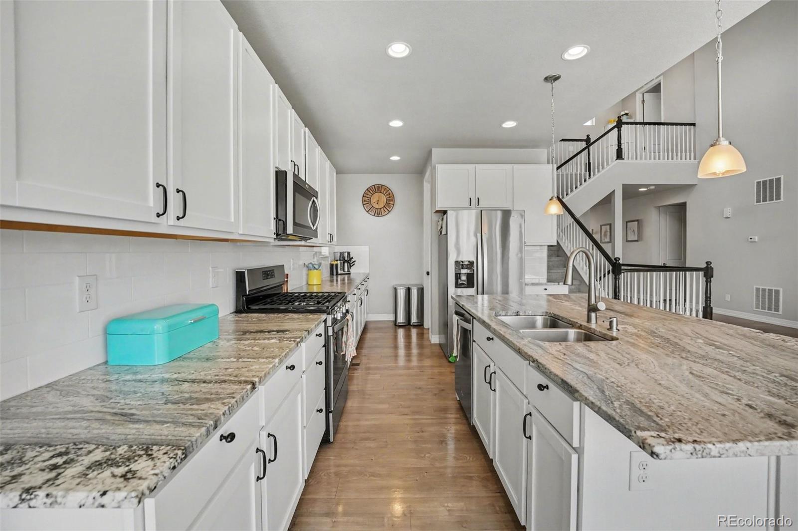 MLS Image #5 for 18860 w 92nd drive,arvada, Colorado