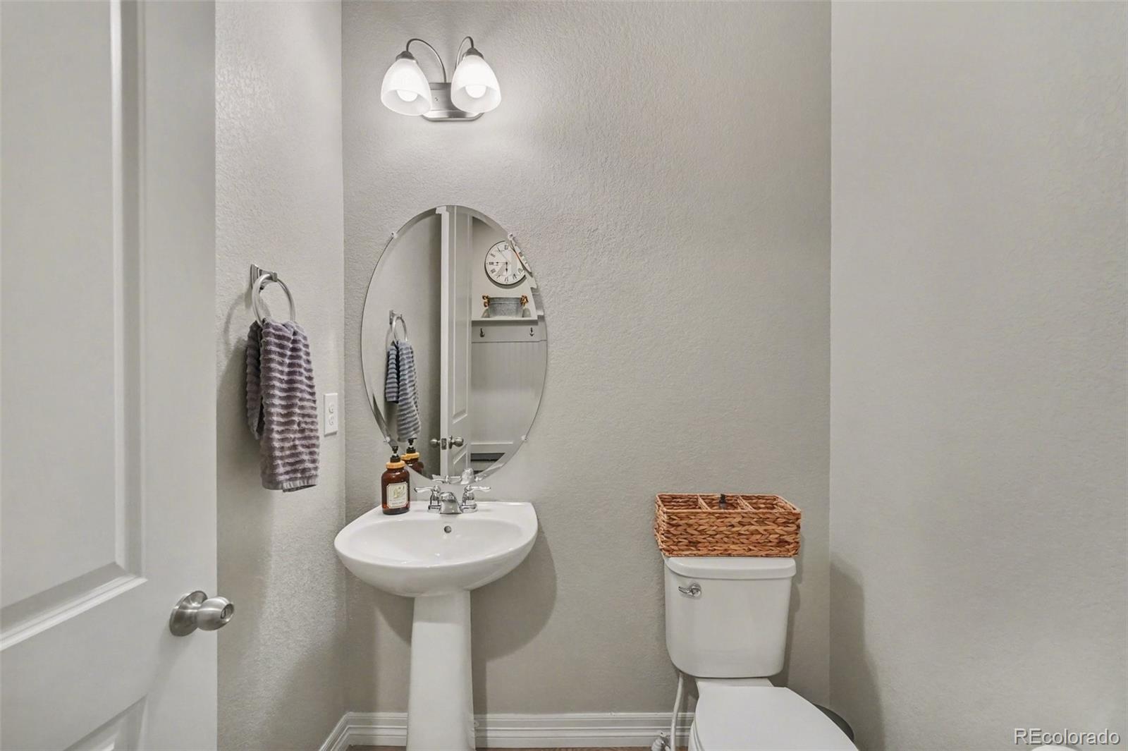 MLS Image #9 for 18860 w 92nd drive,arvada, Colorado