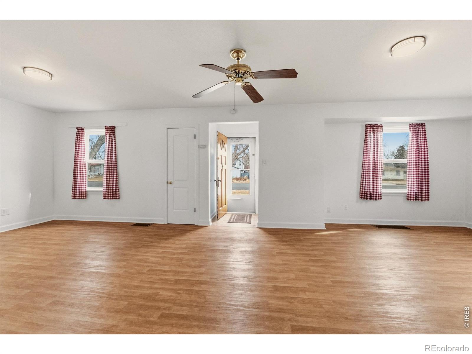 MLS Image #12 for 515  lincoln street,fort morgan, Colorado