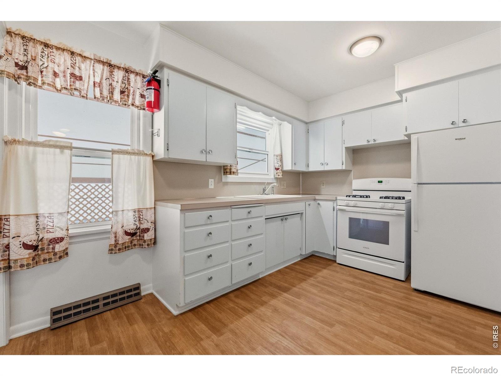 MLS Image #19 for 515  lincoln street,fort morgan, Colorado