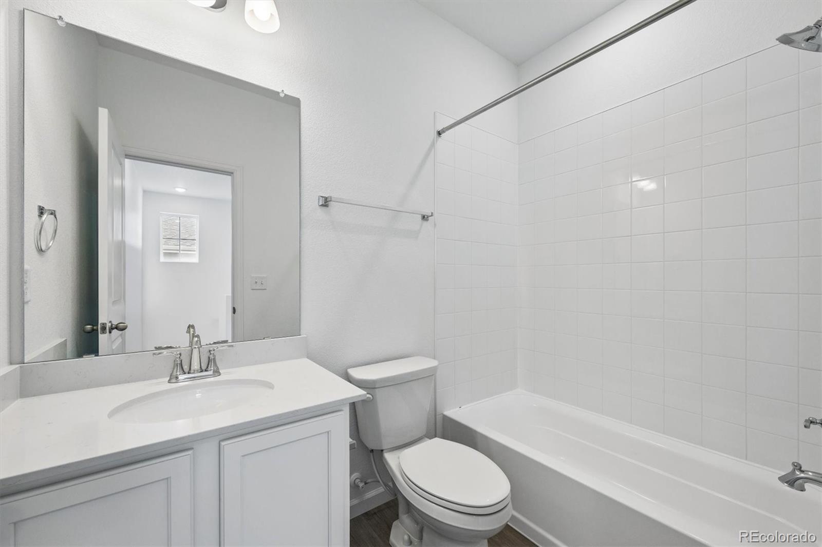 MLS Image #12 for 21353 e 67th avenue,aurora, Colorado