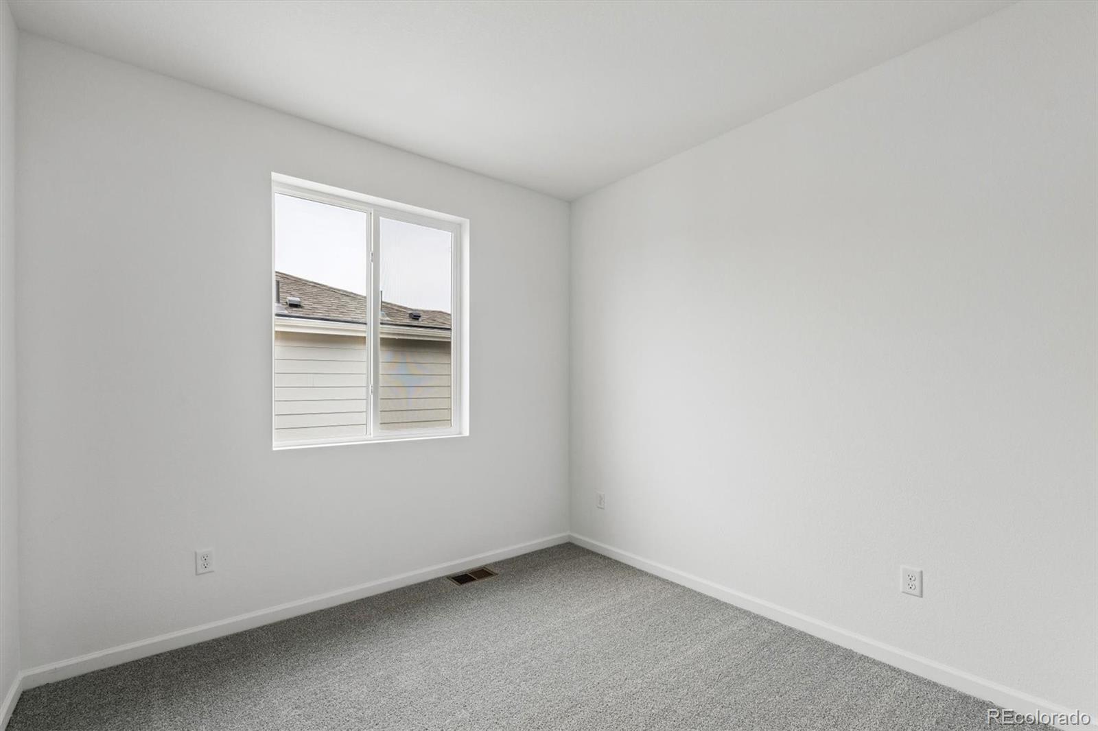 MLS Image #14 for 21353 e 67th avenue,aurora, Colorado