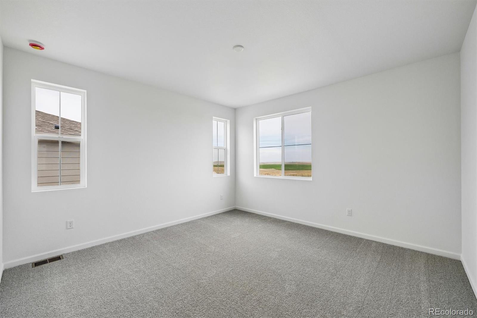 MLS Image #15 for 21353 e 67th avenue,aurora, Colorado