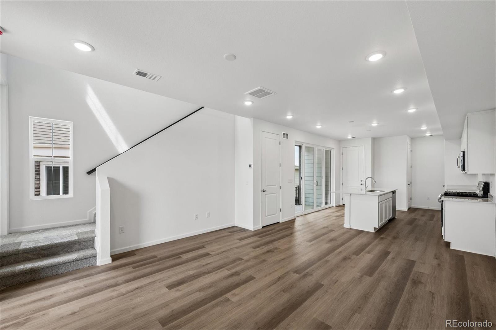 MLS Image #4 for 21353 e 67th avenue,aurora, Colorado