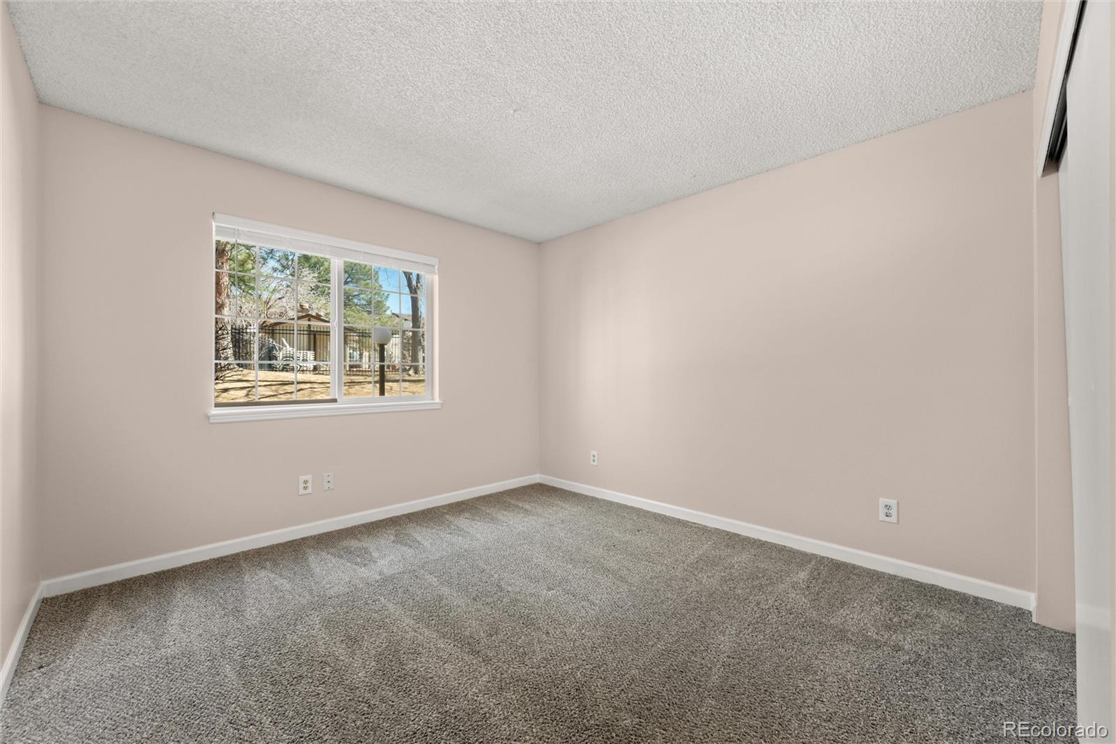 MLS Image #15 for 1792 s pitkin circle,aurora, Colorado
