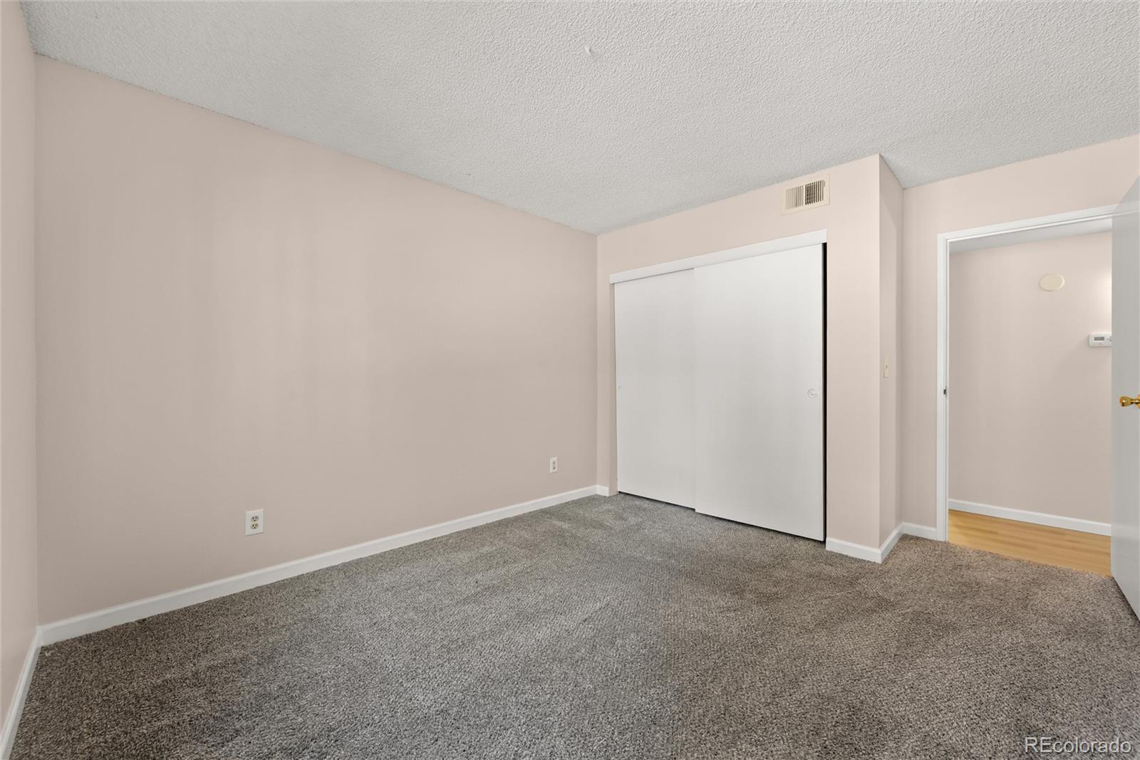 MLS Image #16 for 1792 s pitkin circle,aurora, Colorado