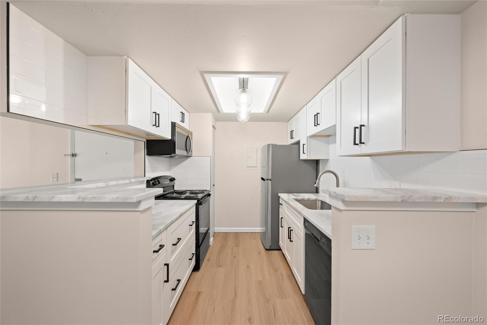 MLS Image #3 for 1792 s pitkin circle,aurora, Colorado