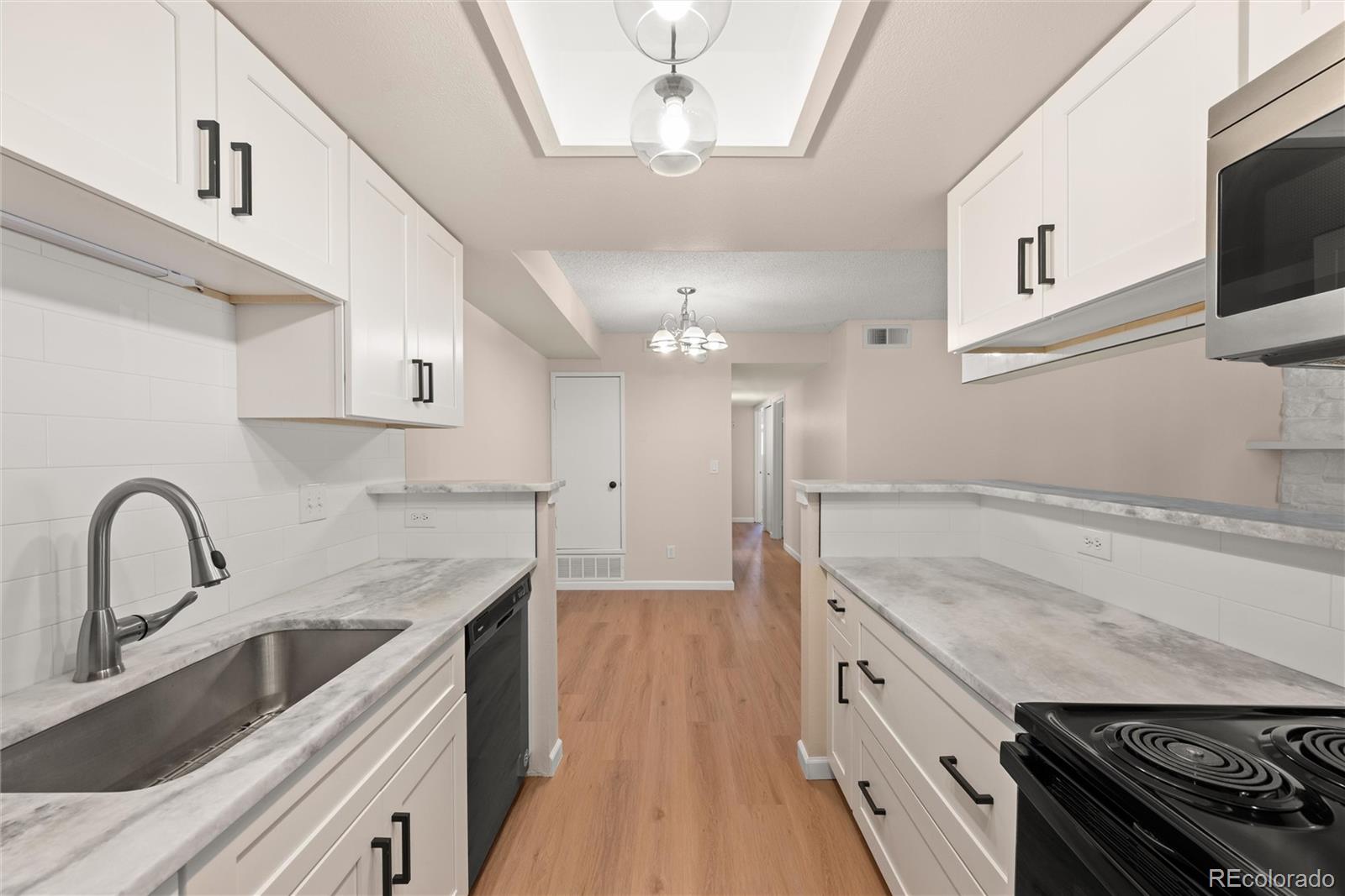 MLS Image #4 for 1792 s pitkin circle,aurora, Colorado