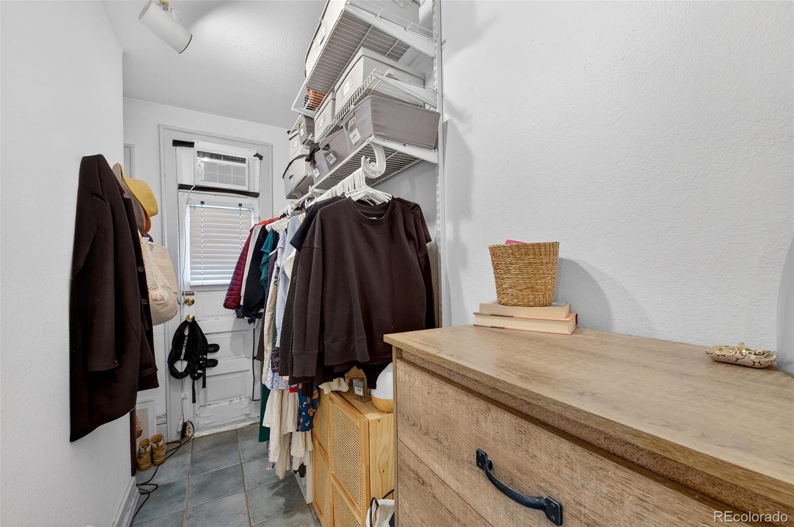 MLS Image #12 for 1376 n pearl street 203,denver, Colorado