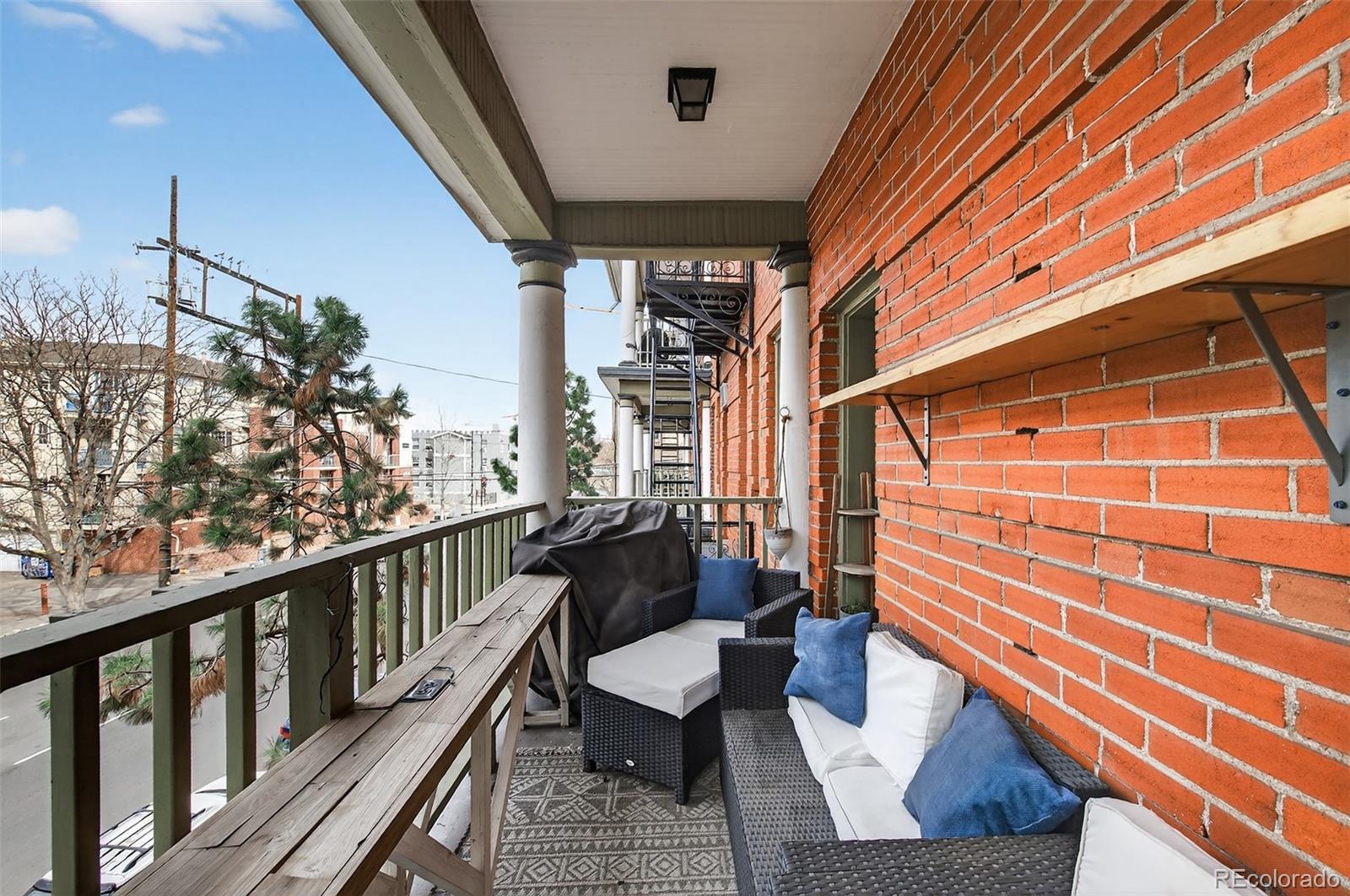 MLS Image #18 for 1376 n pearl street 203,denver, Colorado