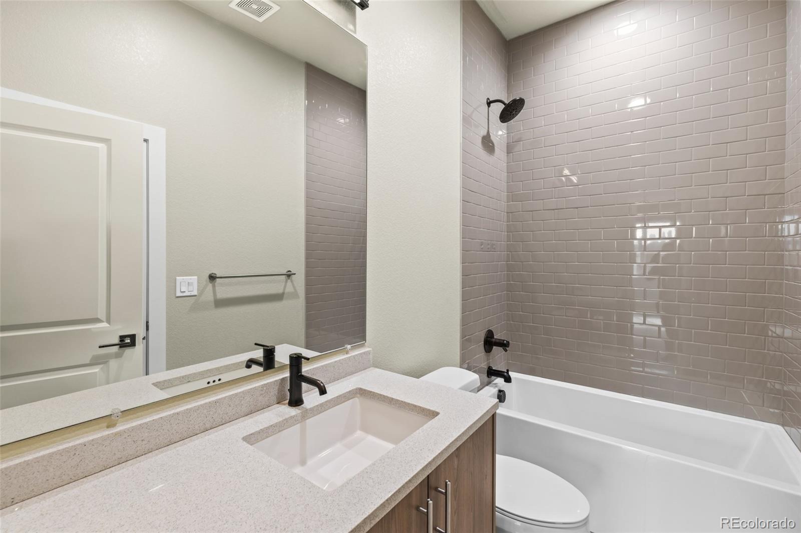 MLS Image #14 for 3220 w 20th street 1,denver, Colorado