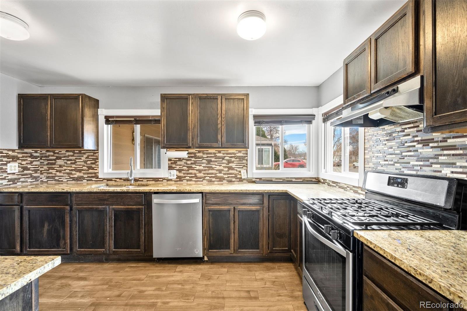 MLS Image #6 for 808 s umatilla way,denver, Colorado