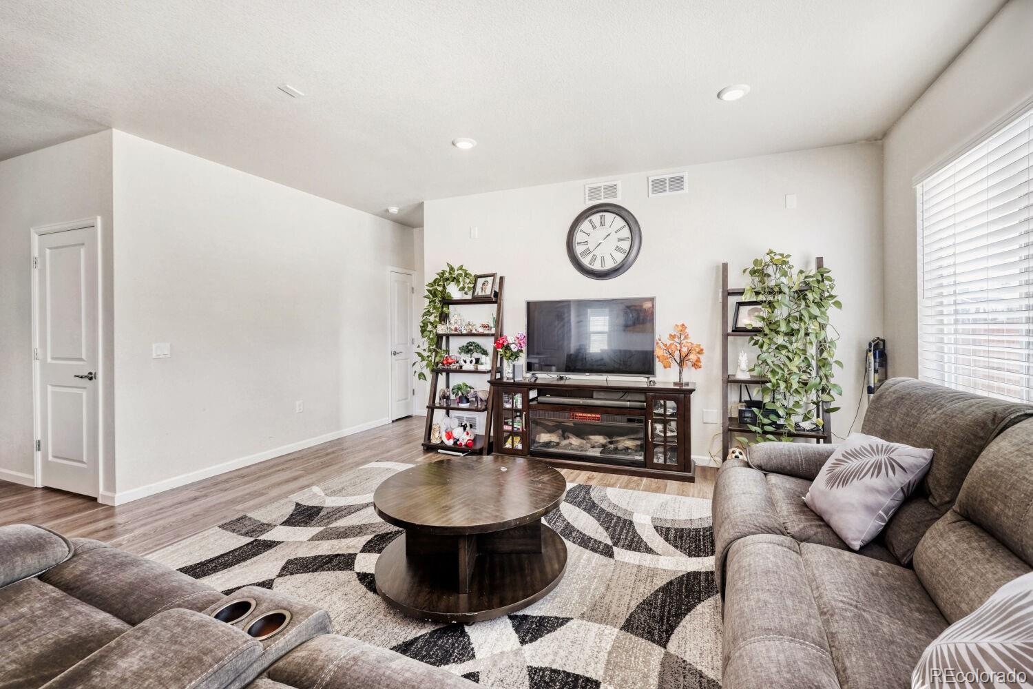 MLS Image #14 for 10965  hayloft street,parker, Colorado