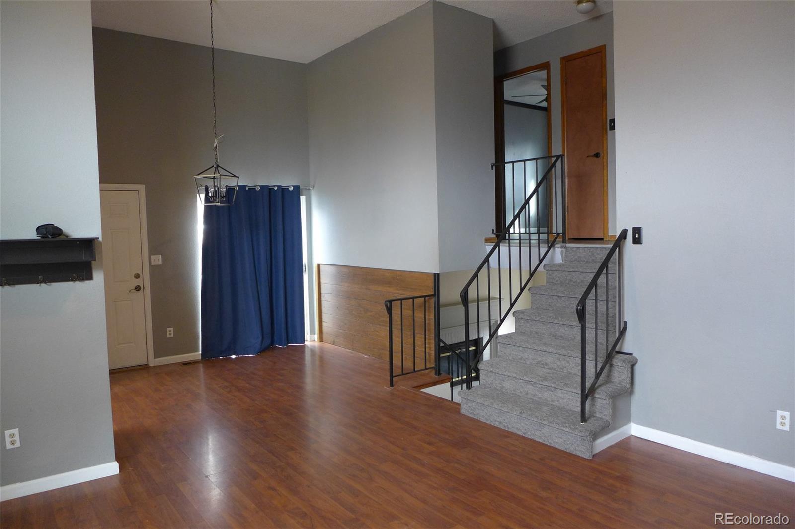 MLS Image #2 for 4825  eldon drive,colorado springs, Colorado