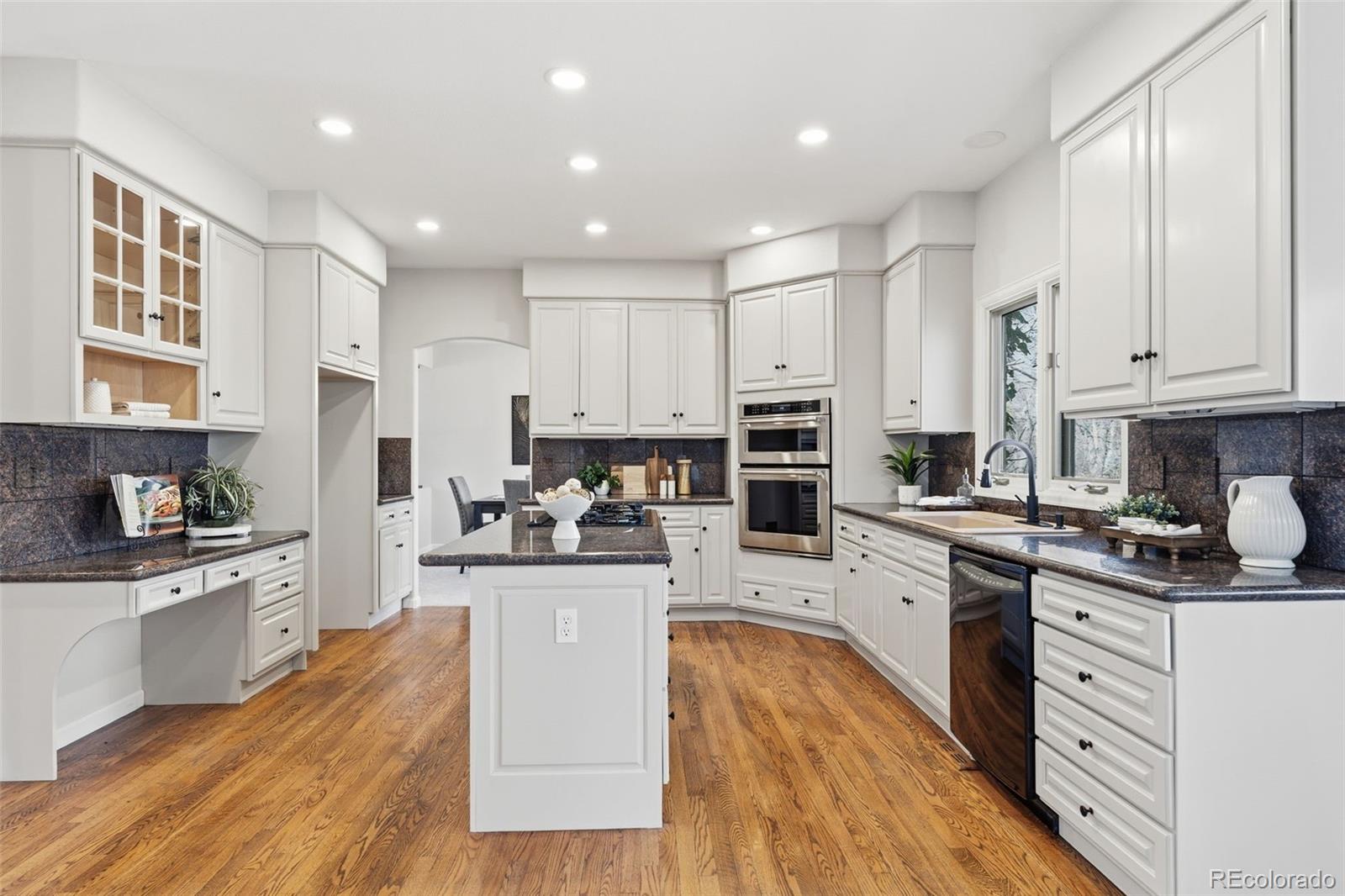 MLS Image #11 for 6761  westwoods circle,arvada, Colorado