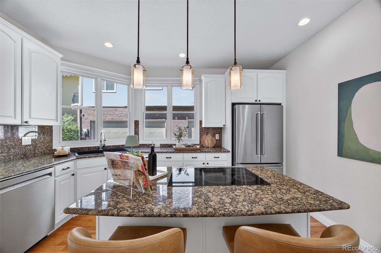 MLS Image #13 for 685 n clarkson street,denver, Colorado