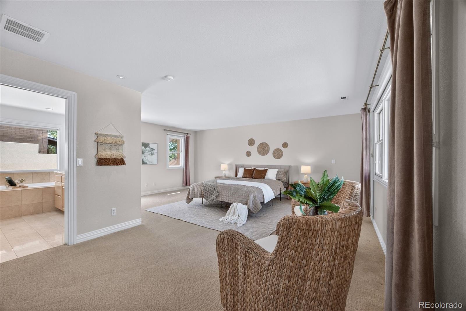 MLS Image #22 for 685 n clarkson street,denver, Colorado