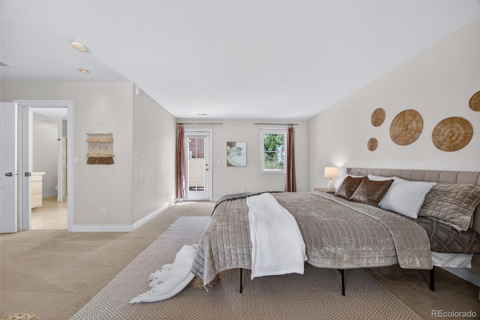 MLS Image #25 for 685 n clarkson street,denver, Colorado