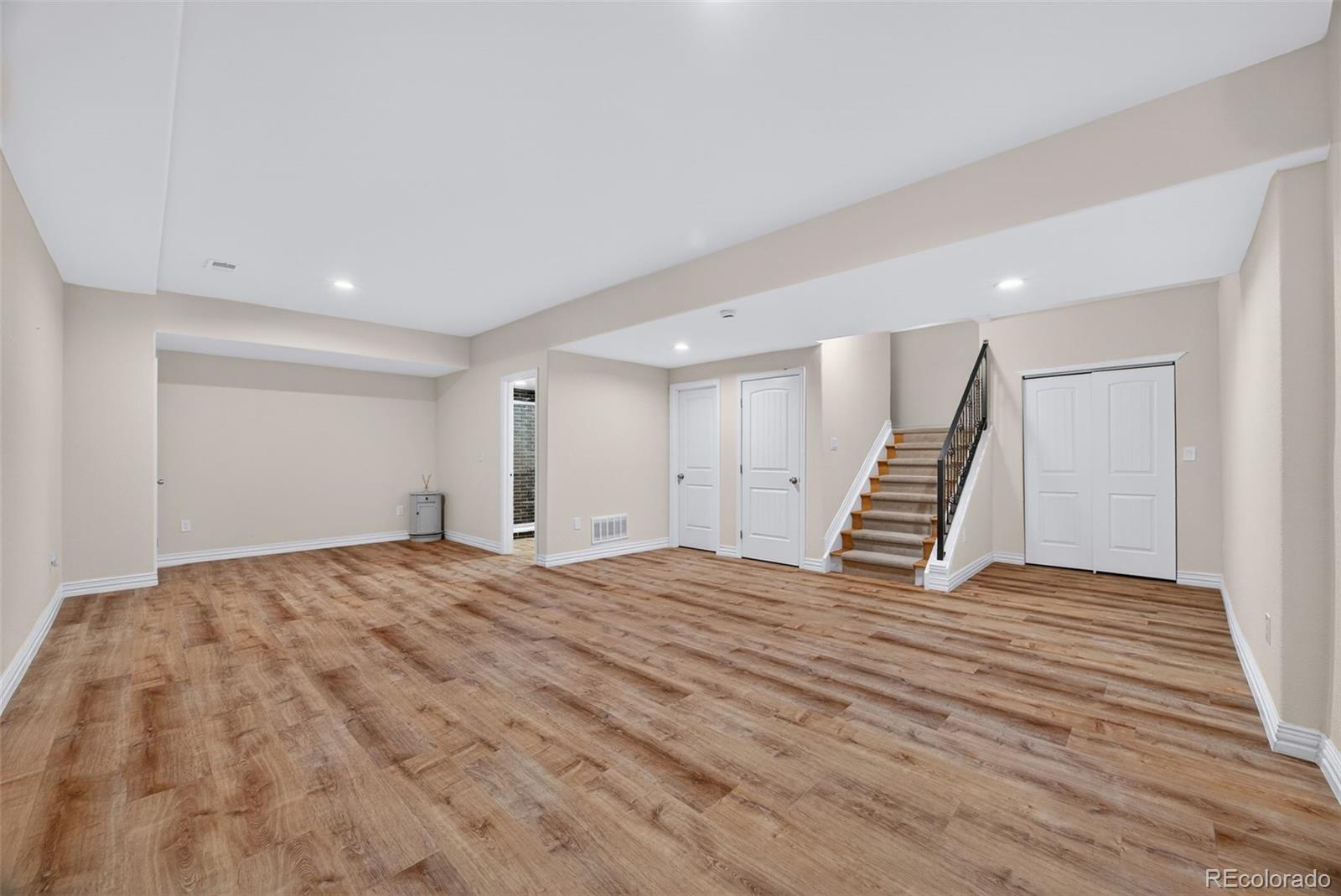 MLS Image #38 for 685 n clarkson street,denver, Colorado