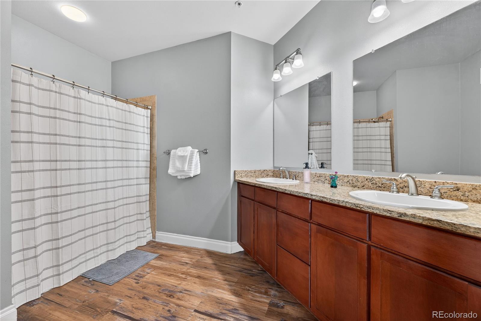 MLS Image #22 for 1700 n emerson street,denver, Colorado