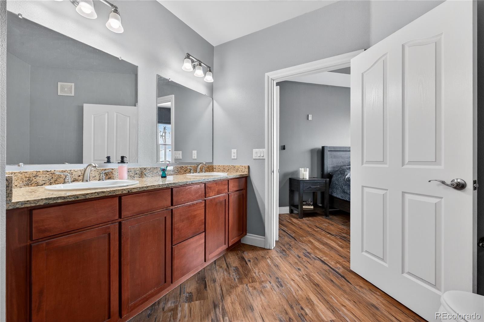 MLS Image #23 for 1700 n emerson street,denver, Colorado